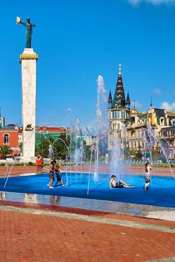 Апарт отель Orbi City Sea View - Special Category Батуми Экстерьер фото