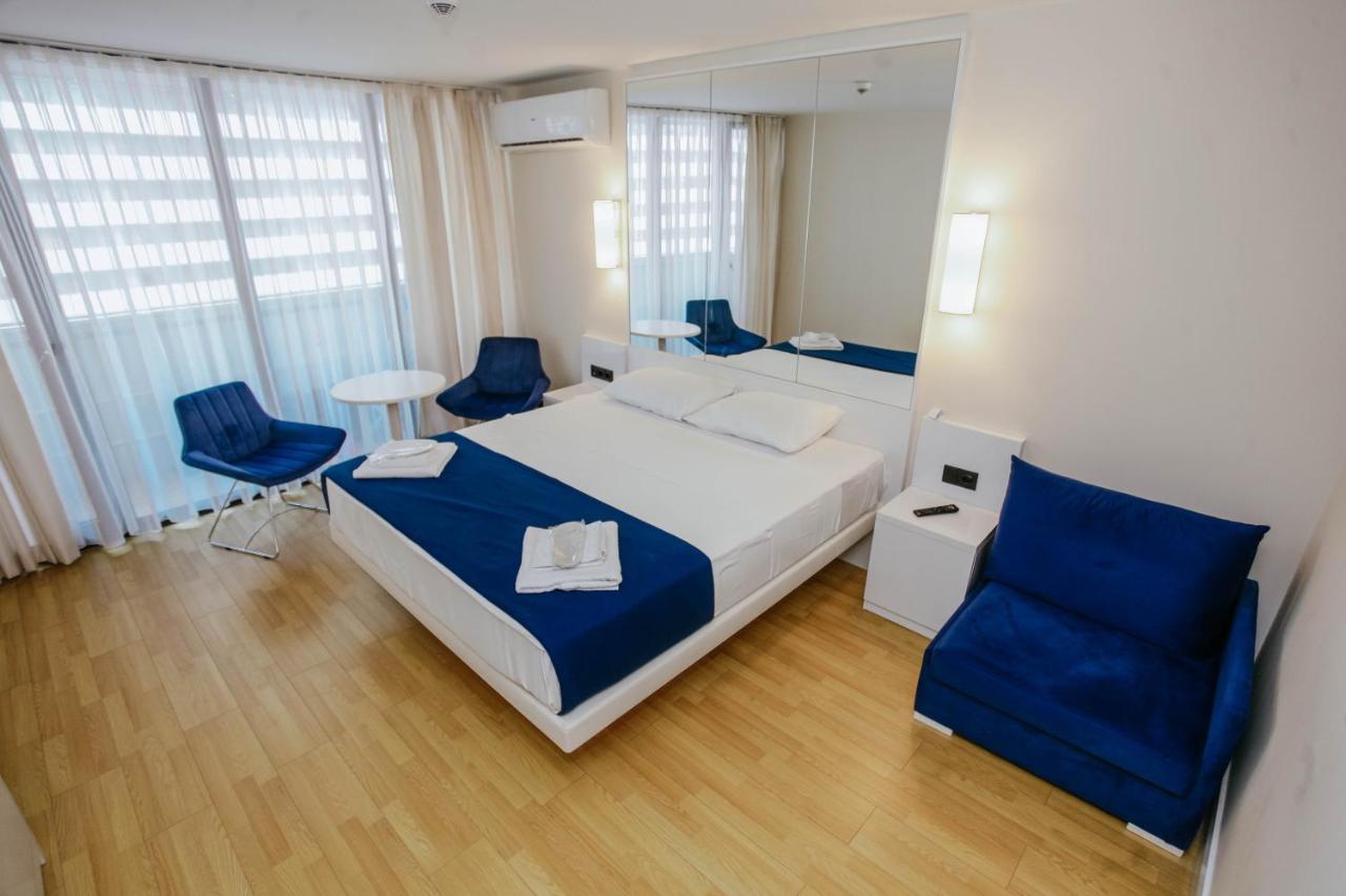 Апарт отель Orbi City Sea View - Special Category Батуми Экстерьер фото