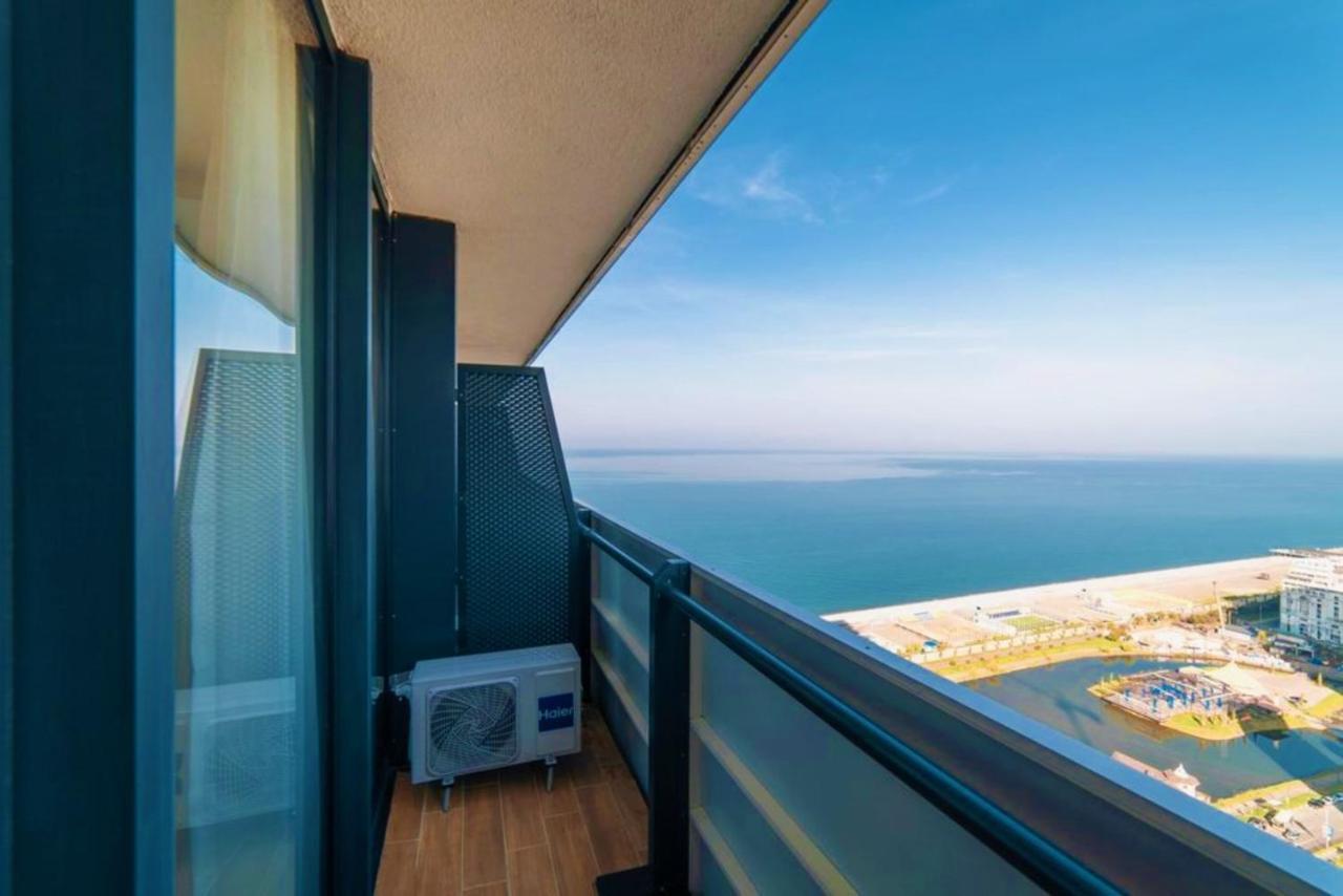 Апарт отель Orbi City Sea View - Special Category Батуми Экстерьер фото