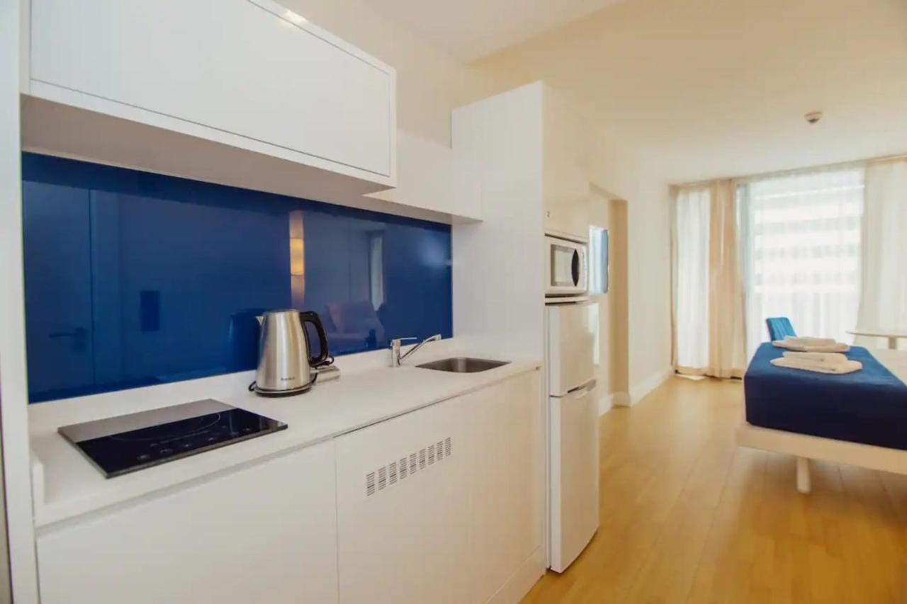 Апарт отель Orbi City Sea View - Special Category Батуми Экстерьер фото