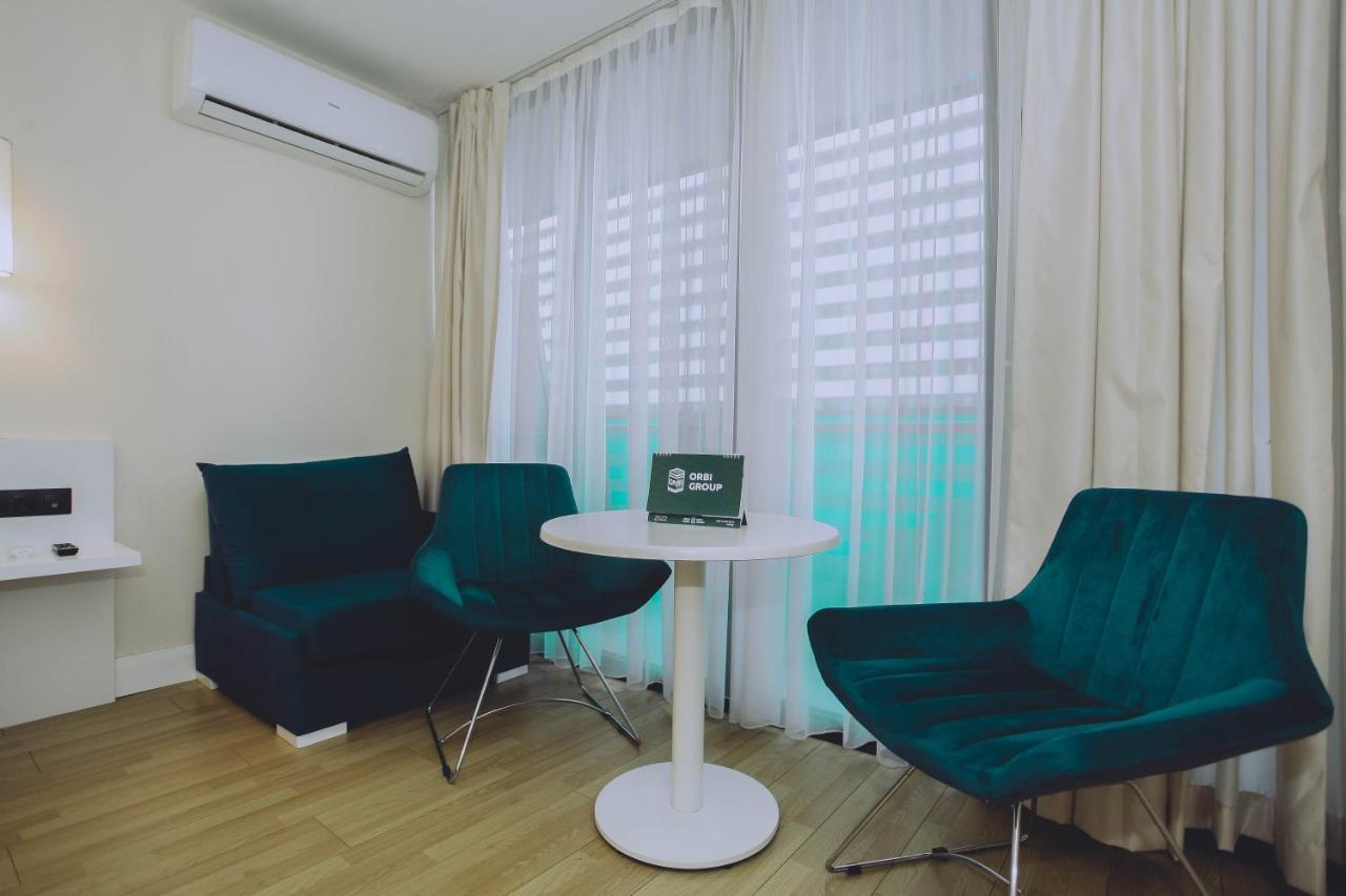 Апарт отель Orbi City Sea View - Special Category Батуми Экстерьер фото