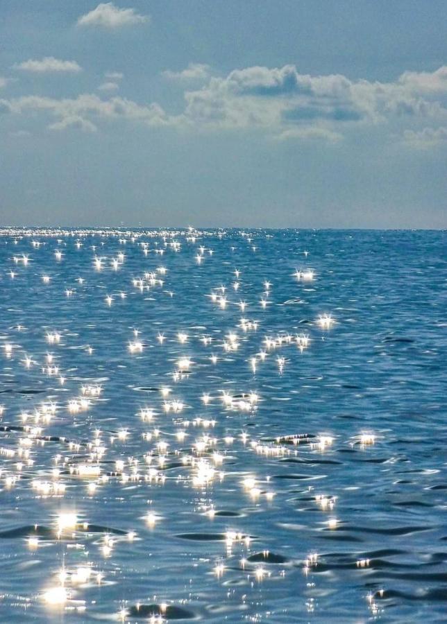 Апарт отель Orbi City Sea View - Special Category Батуми Экстерьер фото